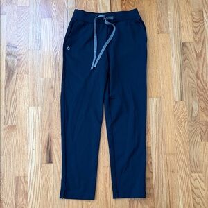 Figs FORMx Tena tapered scrub pant